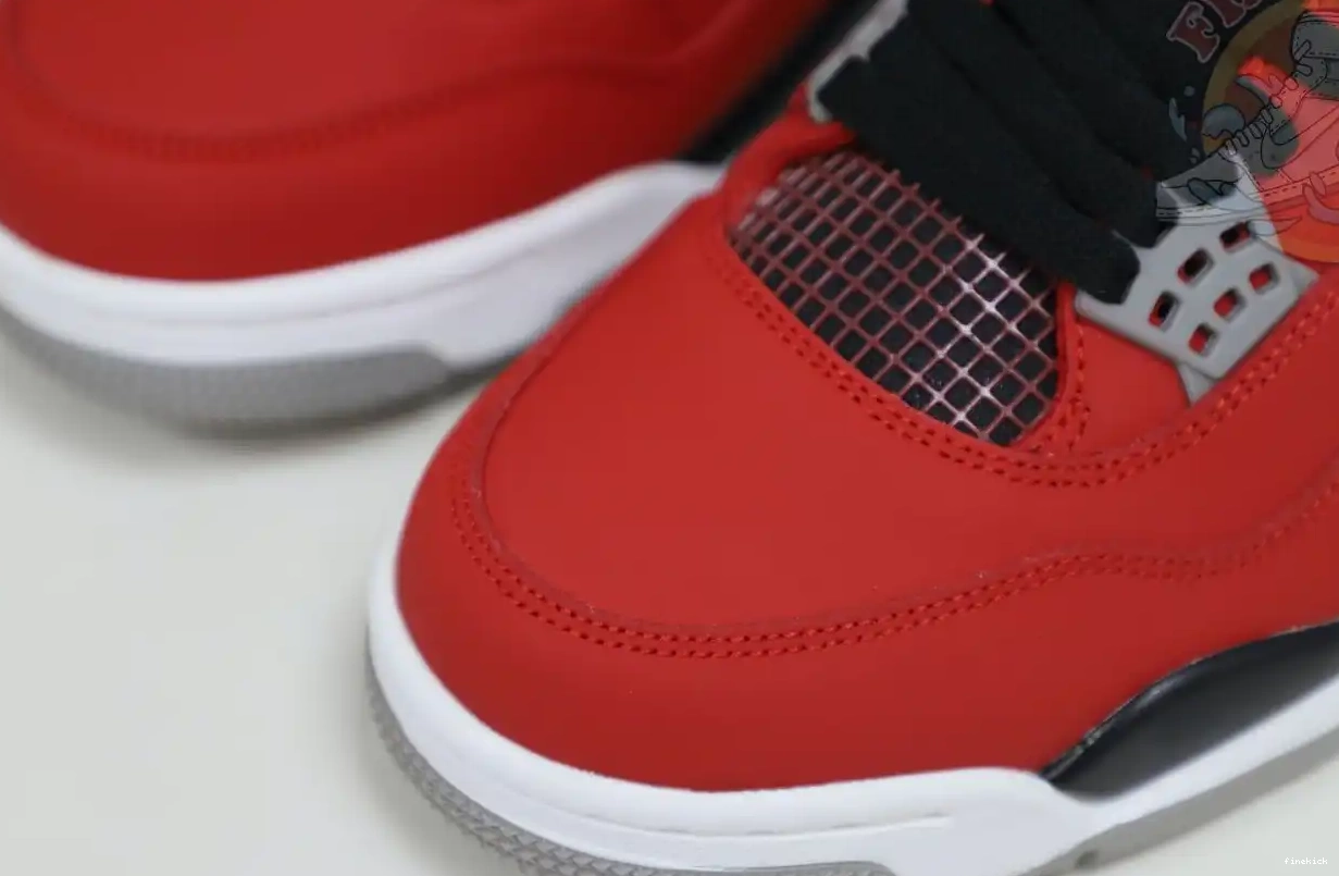 Bravo Jordan Air Jordan4 RetroToro 0520